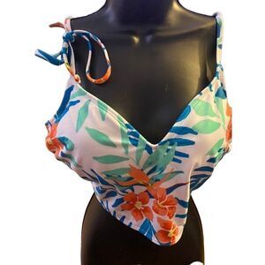 Beach Betty Floral Bikini top, Large
